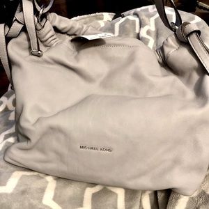 Ladies Brand New Michael Kors Purse!